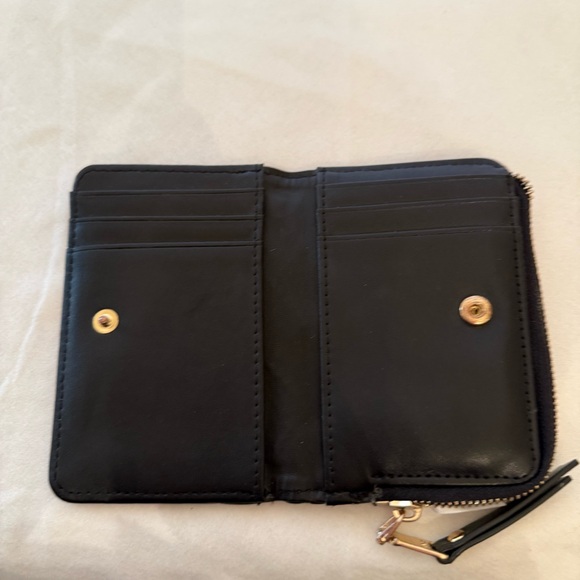 Mango Diana Quilted Black Wallet with Gold Accents - Picture 8 of 12